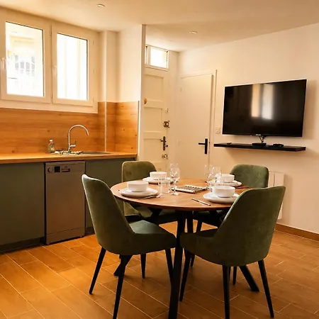 Apartman T3 Strategique - Parking - Acces A64 *