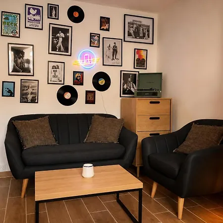 Apartman T3 Strategique - Parking - Acces A64 *