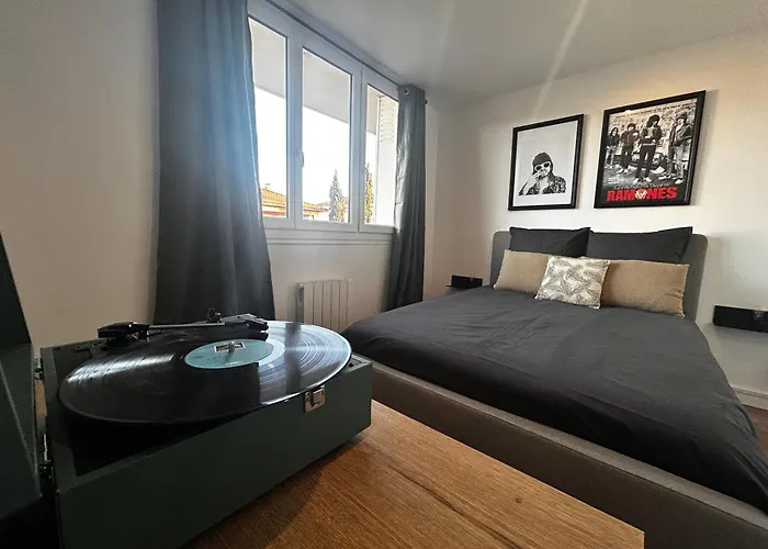 T3 Strategique - Parking - Acces A64 Apartment Portet-sur-Garonne